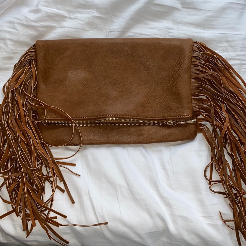 lulus brown clutch